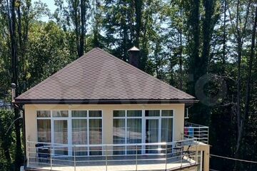 Дом, 365 м², 3 эт.