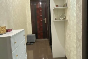 2-к квартира, 58 м², 2/5 эт.