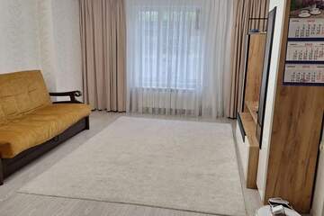 3-к квартира, 72 м², 1/4 эт.